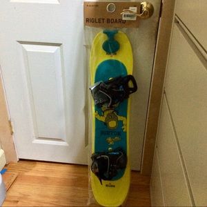 New burton riglet snowboard, Grom bindings 90cm